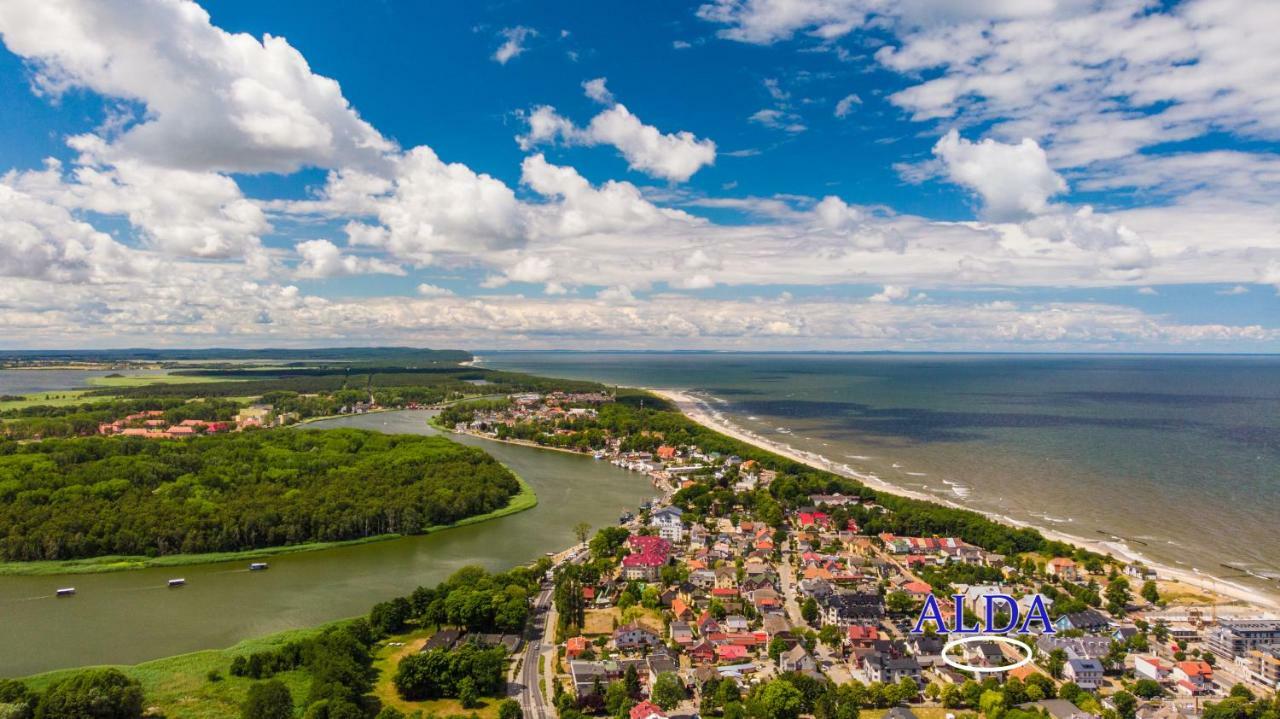 Alda-Pokoje Goscinne Nad Morzem Dziwnów Exteriör bild